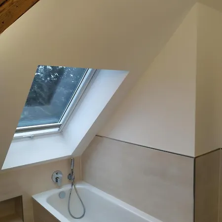 Helle Dachgeschosswohnung Am Weinberg-campus 아파트 Halle (Saale)