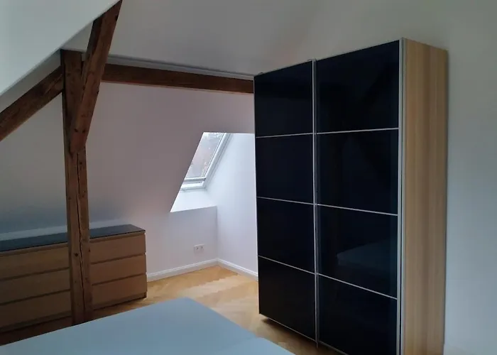 Helle Dachgeschosswohnung Am Weinberg-campus Διαμέρισμα